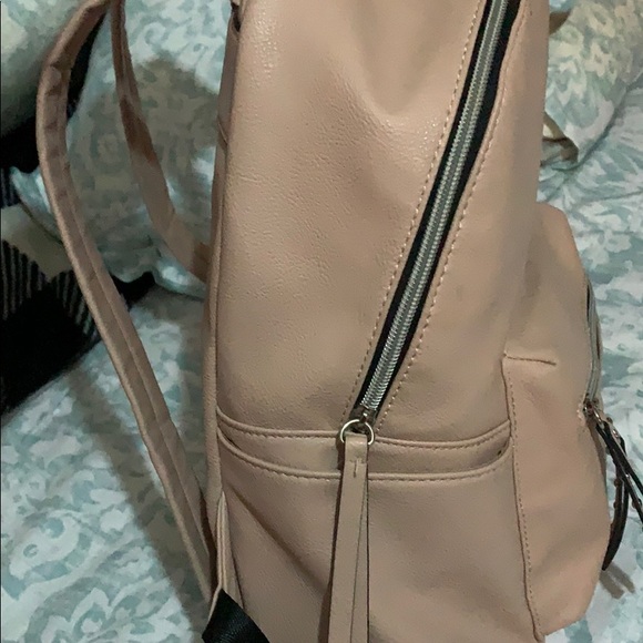 Backpack - Picture 3 of 3